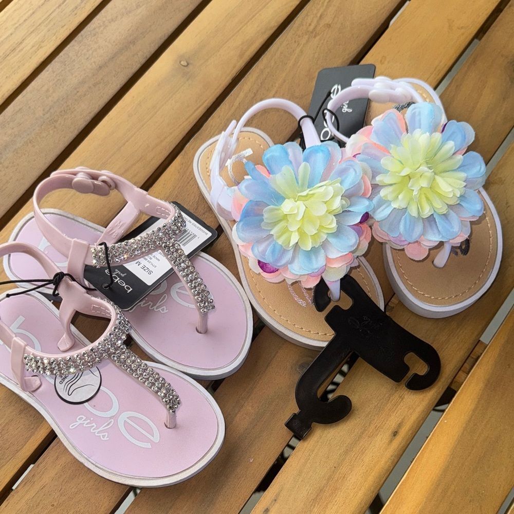 🔥2 pairs Bebe Girls Pink Sandals with Rhinestones and Floral Accents Sz 7/8 New
